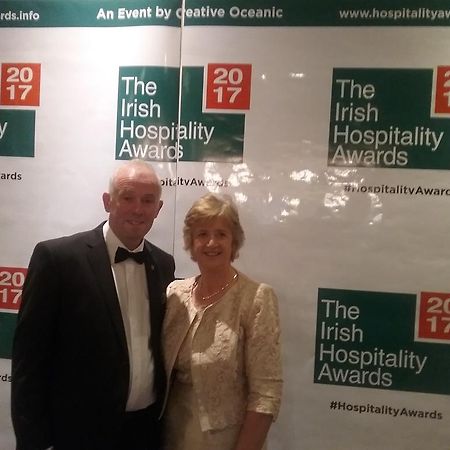 Rocksberry Bed & Breakfast Castlebar Esterno foto
