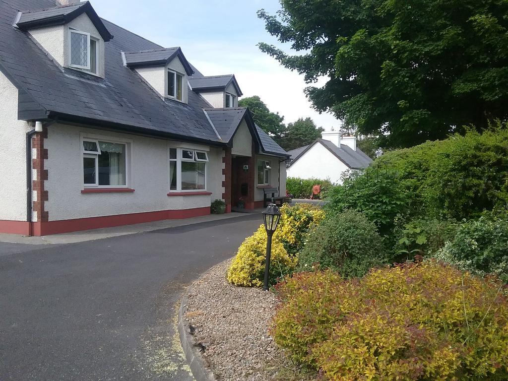 Rocksberry Bed & Breakfast Castlebar Esterno foto