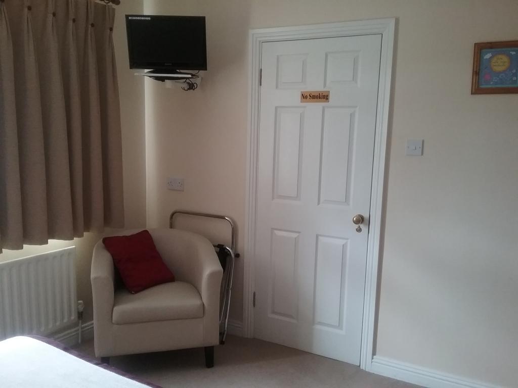 Rocksberry Bed & Breakfast Castlebar Esterno foto