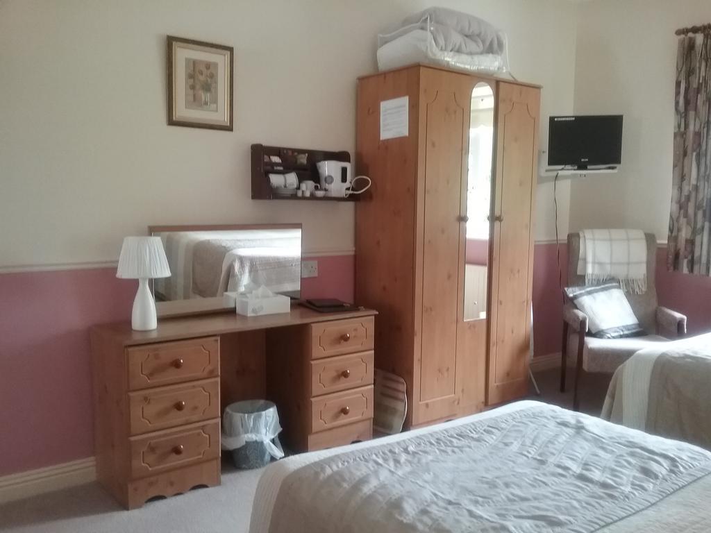 Rocksberry Bed & Breakfast Castlebar Esterno foto