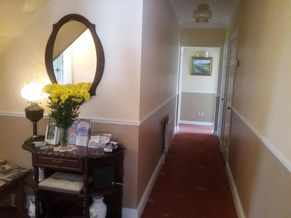 Rocksberry Bed & Breakfast Castlebar Esterno foto