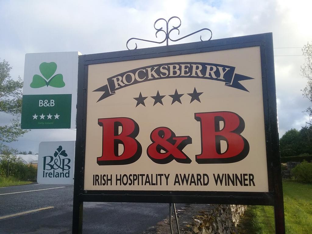 Rocksberry Bed & Breakfast Castlebar Esterno foto