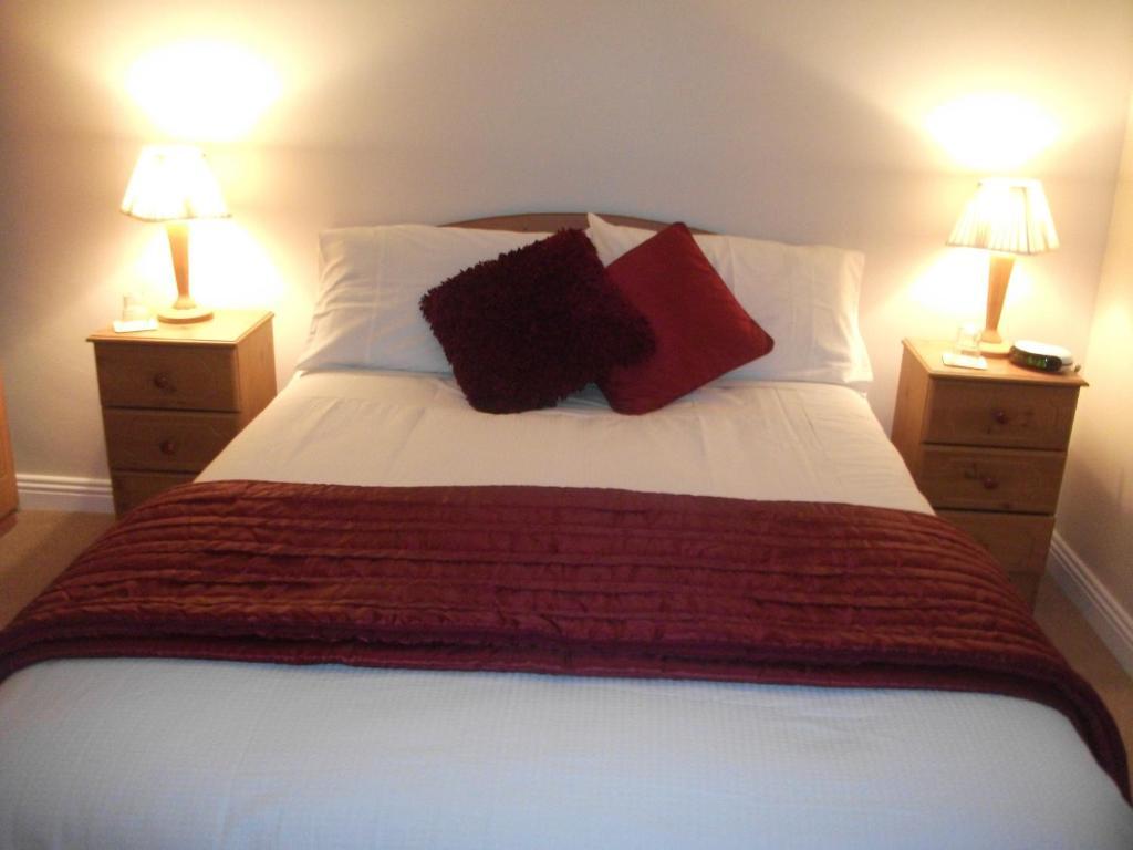 Rocksberry Bed & Breakfast Castlebar Esterno foto