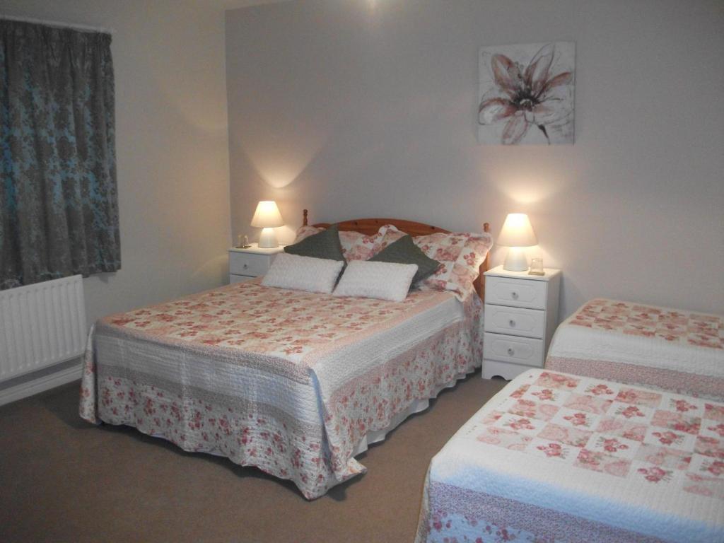 Rocksberry Bed & Breakfast Castlebar Esterno foto
