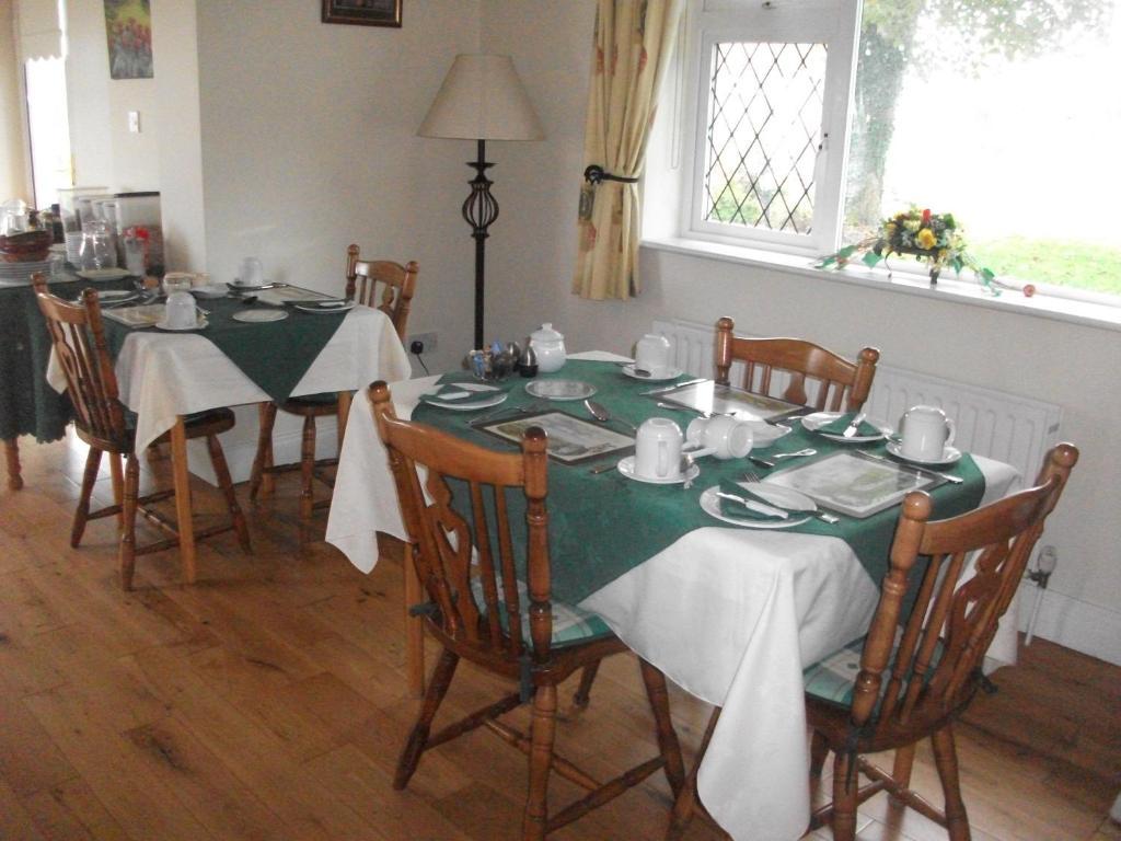 Rocksberry Bed & Breakfast Castlebar Esterno foto