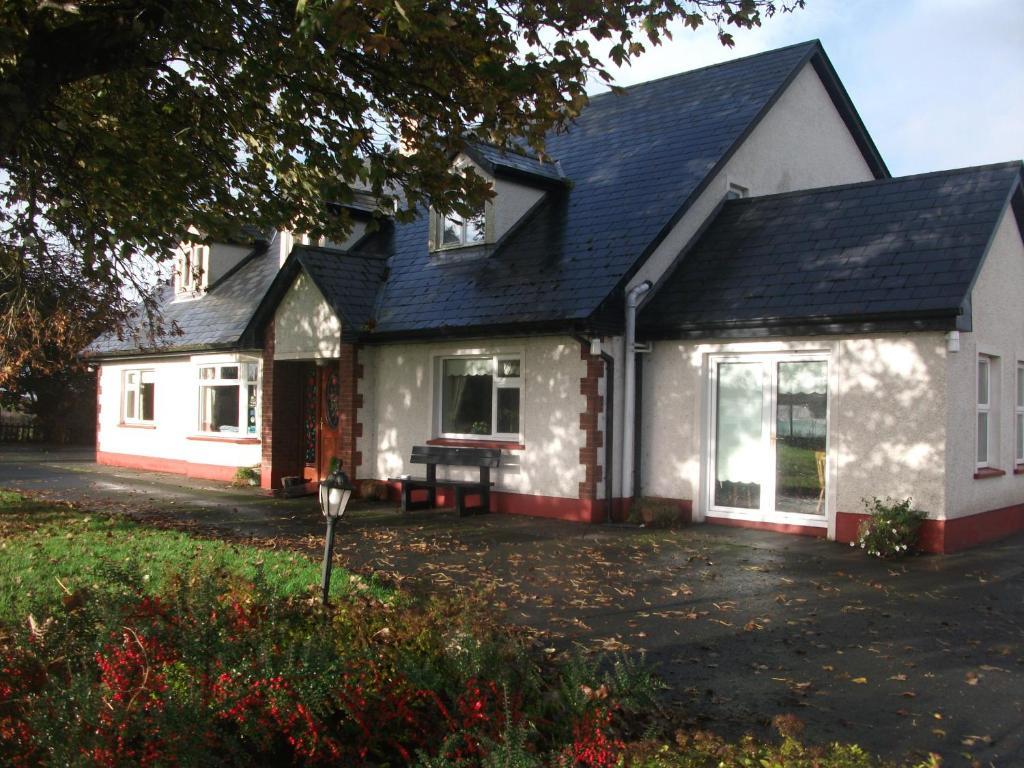 Rocksberry Bed & Breakfast Castlebar Esterno foto