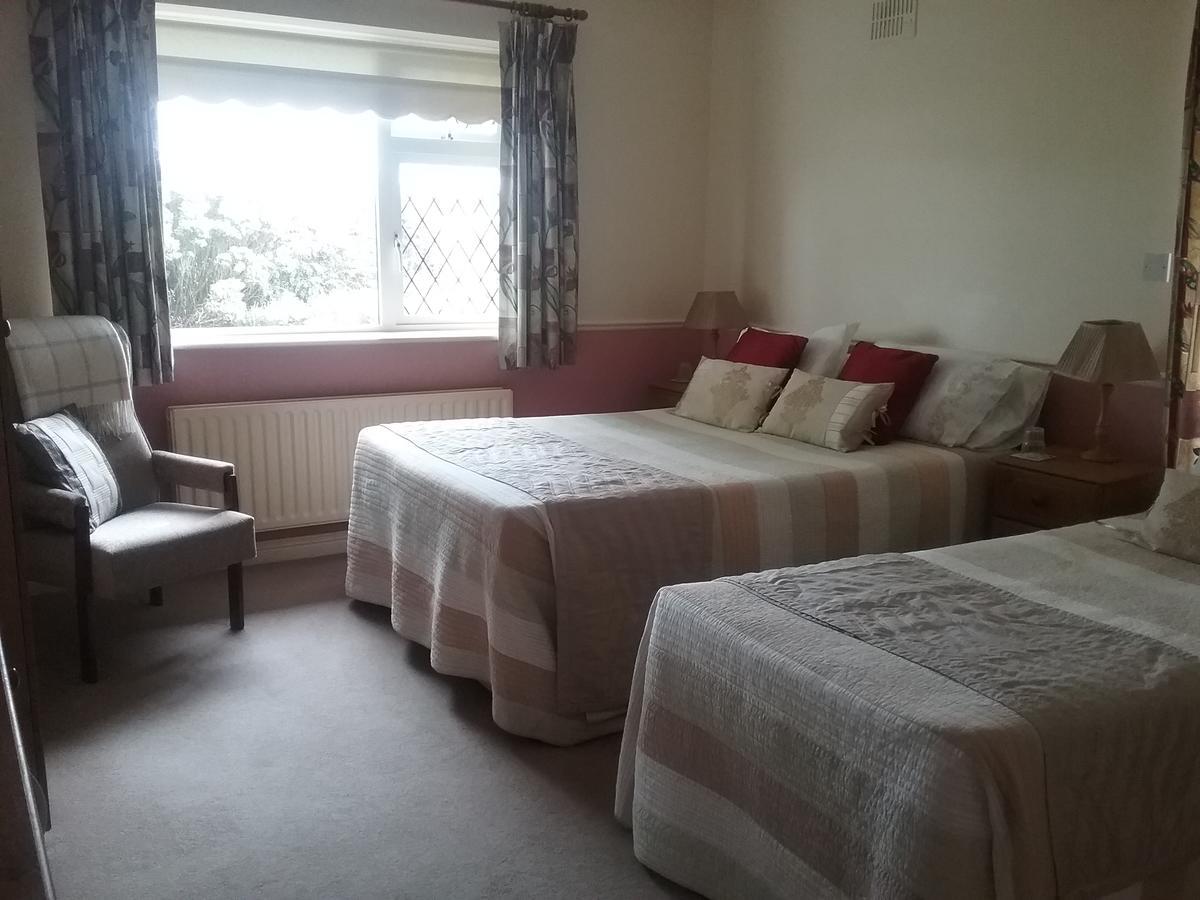 Rocksberry Bed & Breakfast Castlebar Esterno foto