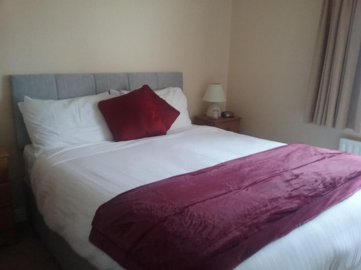 Rocksberry Bed & Breakfast Castlebar Esterno foto